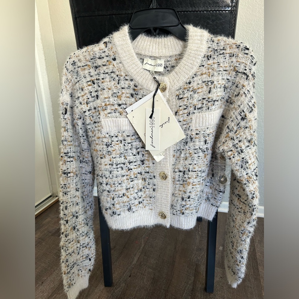 Women jackets sweater